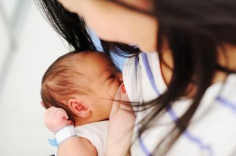 Sanità: al via Settimana allattamento, Oms-Unicef 'promuoverlo per salvare oltre 500mila vite l'anno'