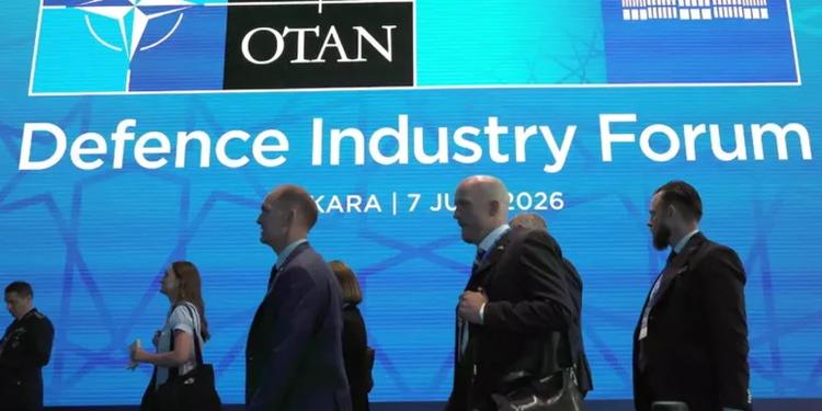 Forum della difesa Nato ad Ankara, sul tavolo intese per missili e droni. Domani il vertice dell'Alleanza e il bilaterale con Zelensky