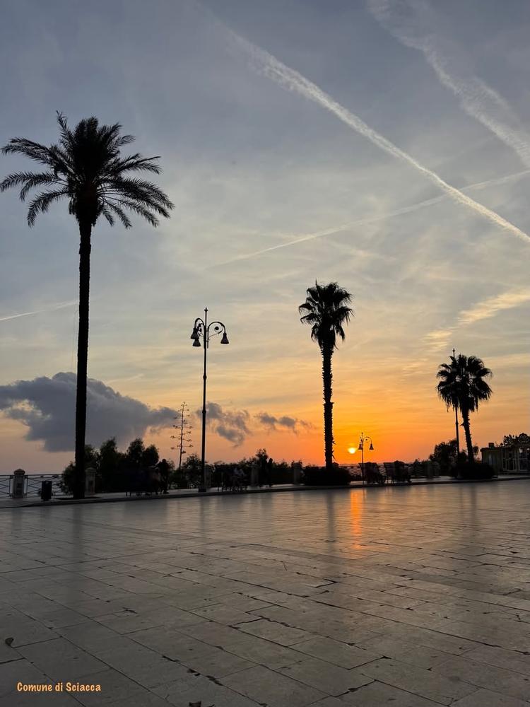 SCIACCA Tramonto in piazza Scandaliato  8 ottobre 2026, ore 18,30 #sciacca #sciaccainfoto
