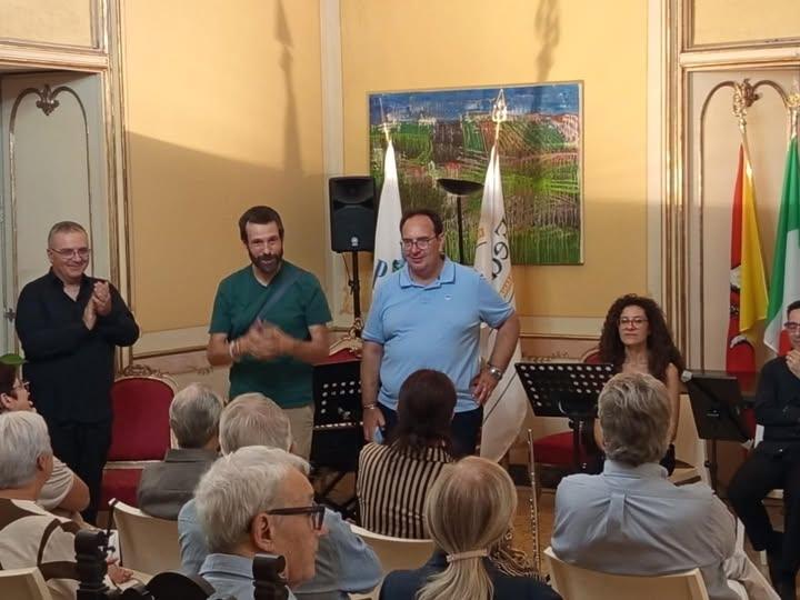 NOTE DI PIETRA E STORIA, PALAZZO PUCCI MARTINEZ SI È ACCESO DI MUSICA Grande successo di pubblico a Petralia Sottana per...