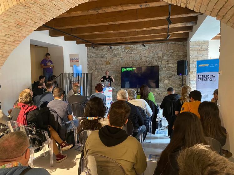 Pignola: ritorna il Come to Code l’evento dedicato all’High tech