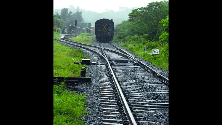 Velsao residents accuse Railways of encroachment, warn of agitation by May 4