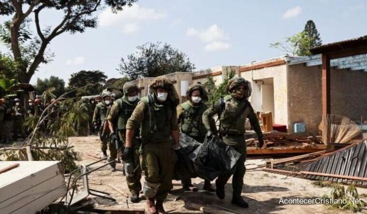 Hamás asesinó a familias enteras incluidos 40 bebés en una localidad del sur de Israel