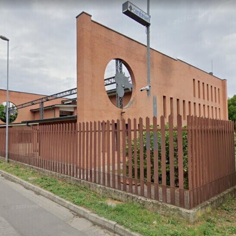 Domiciliari per il 18enne alla guida dell'auto finita nel canale a Senago. La gip: "Ha ten...