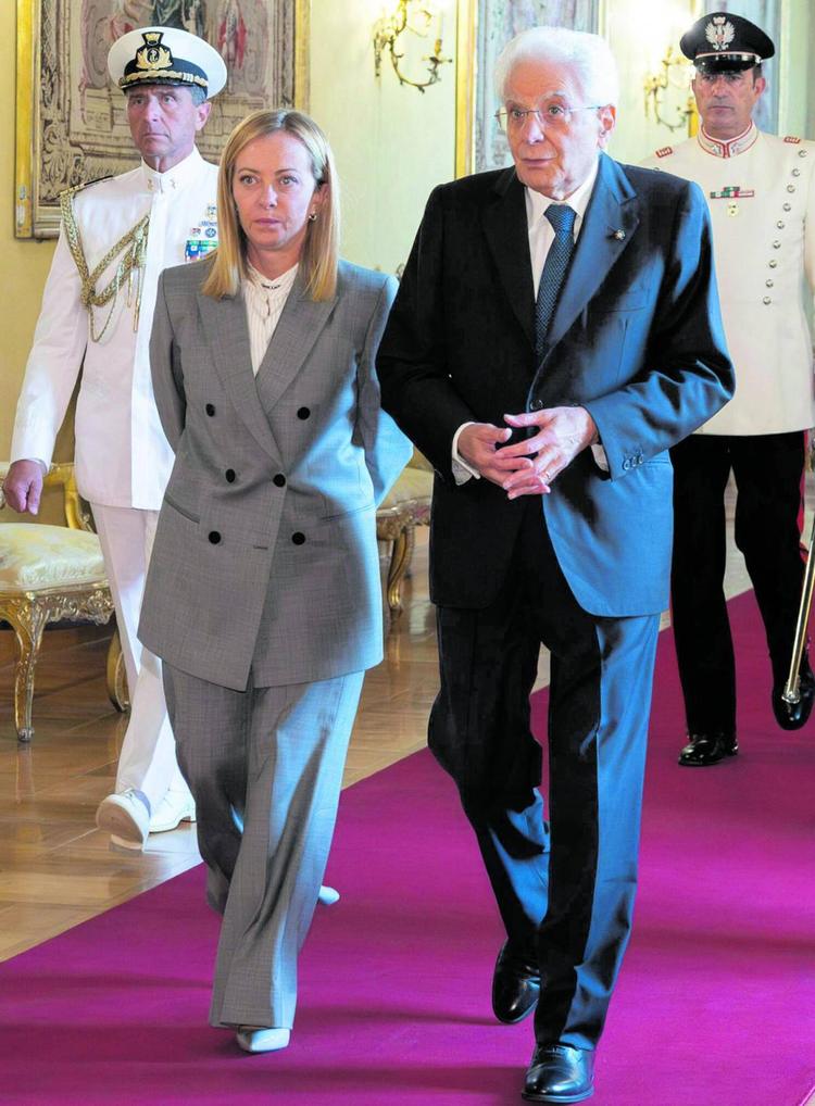 Mattarella e Meloni: una festa "inclusiva". Sullo sfondo l'ombra della legge elettorale