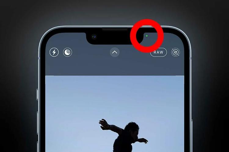 iPhone&nbsp;: que signifie ce point vert que vous voyez apparaître en haut de votre téléphone&nbsp;?