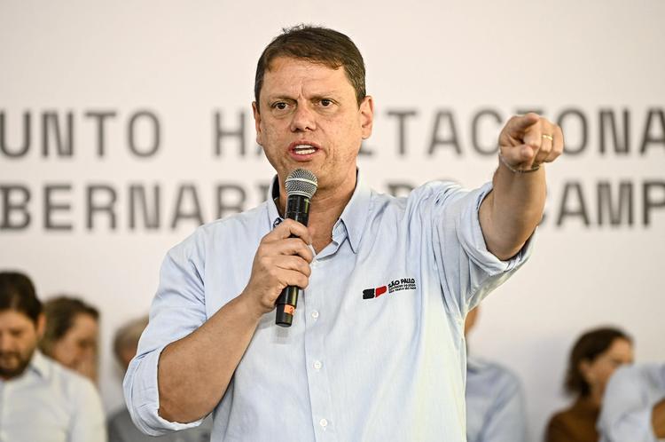 TCE aprova contas de 2025 de Tarcísio em SP, mas aponta ressalvas
