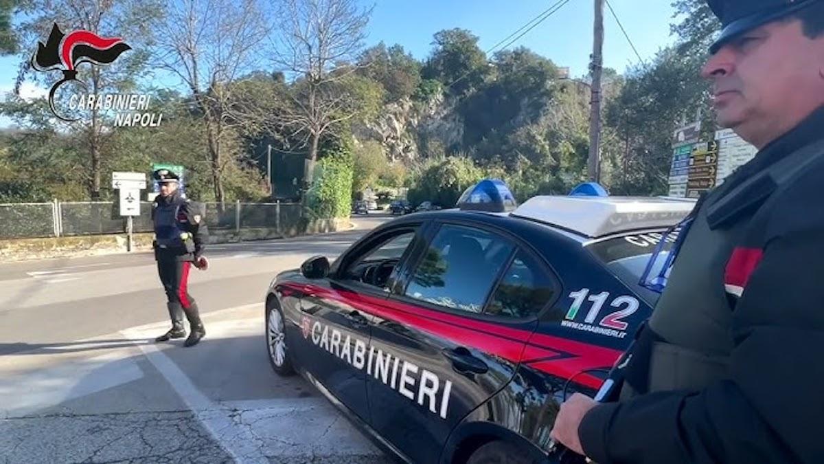Piano di Sorrento, incontro sessuale con una 18enne anziano rapinato in casa di 600 euro