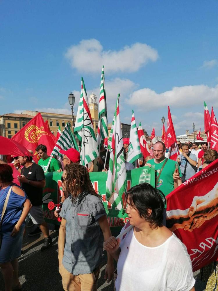 Dumarey, a Pisa corteo contro 35 licenziamenti