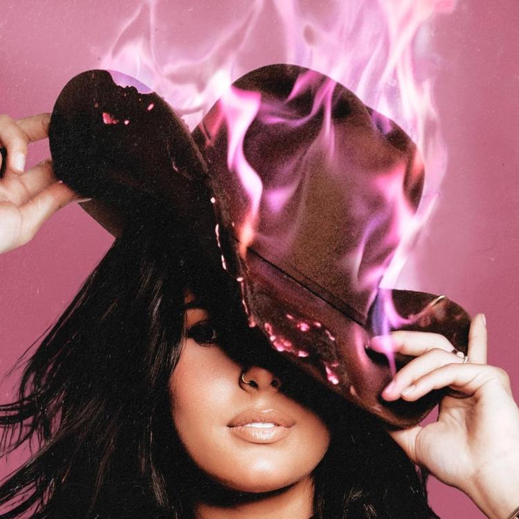 Ana Castela Revela Capa de “Fire Arena”, Seu Novo Álbum