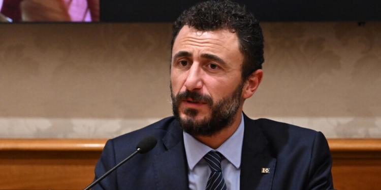 Patente sospesa per un anno al parlamentare Pozzolo dopo l'incidente a giugno