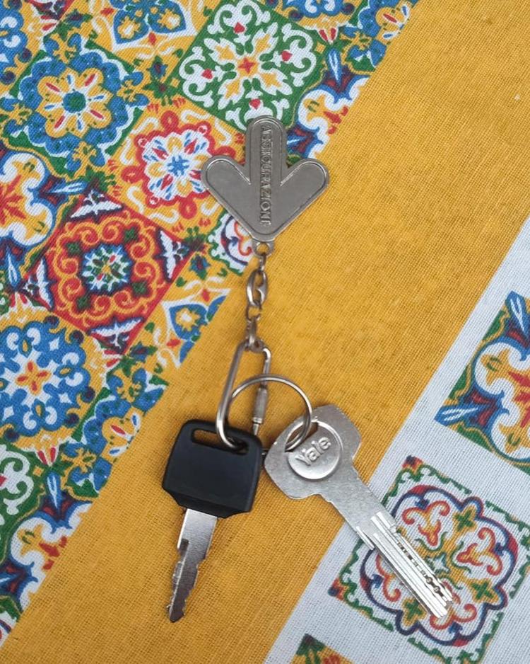 E’ stato ritrovato in via Volturno ( vicino entrata scuola) questa chiave. Chi l’ avesse persa può rivolgersi al Comando...