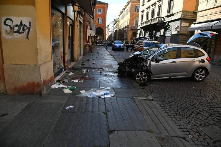 Le reazioni della politica all'intervista del Giornale: "No all'accoglienza di chi serba odio verso l'Occidente"