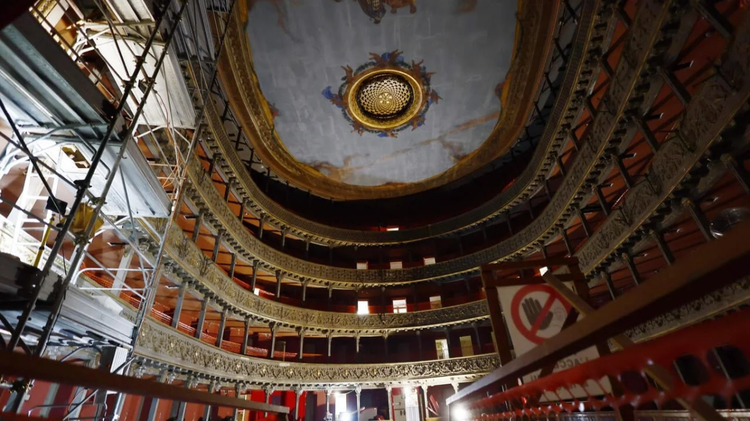 Il Teatro Valle riapre il 16 ottobre: ritorno in scena nel segno di Pirandello