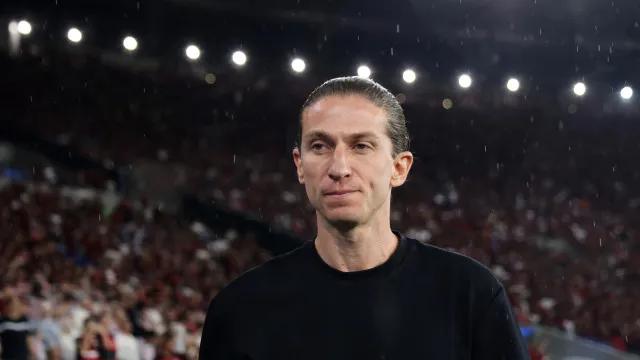 Monaco anuncia a contratação de Filipe Luís até junho de 2028