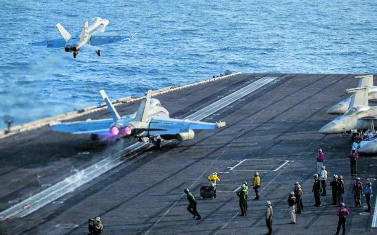 Arriva la Nimitz, a Cuba tensione alle stelle. E il regime alza il volume della propaganda