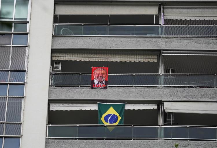 Datafolha: Brasil vive polarização política para 78%