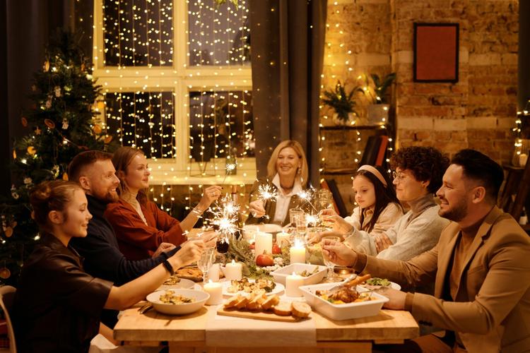 Familie ist vielfältig: Wie unterschiedlichste Familien Weihnachten feiern – Teil I