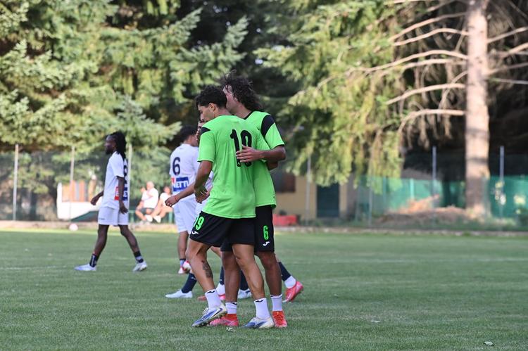 Serie C: Monopoli, 11 gol nella prima sgambata stagionale