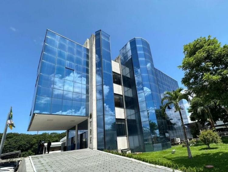 Justiça Eleitoral suspende por 10 dias convenções da eleição suplementar para o governo de RR