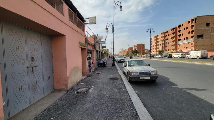 الوالي خطيب الهبيل يتدخل لانهاء عبث احتلال أرصفة شارع مولاي عبد الله بمراكش