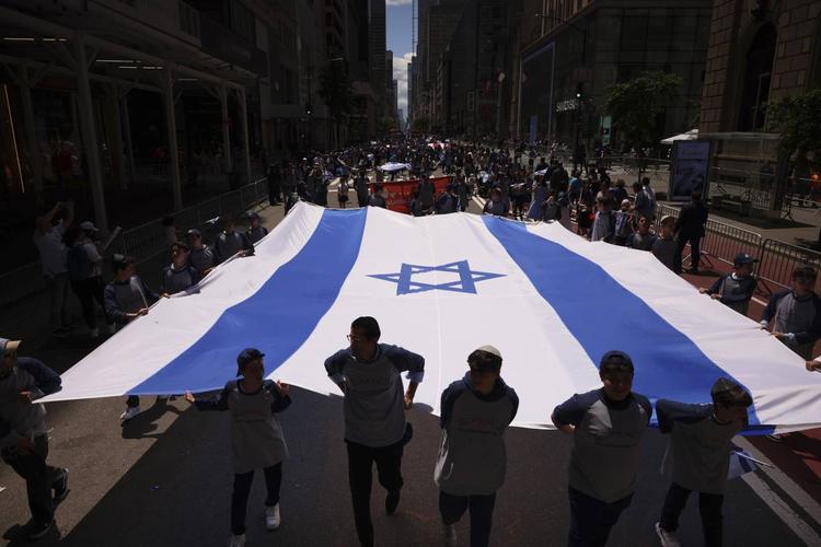 New York invasa dalla Israel Day Parade. Ma Mamdani diserta