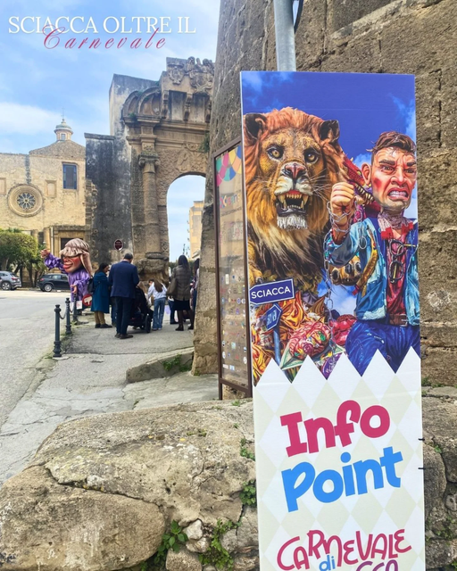 Il Carnevale di Sciacca ha presentato il centro storico e le bellezze della città al pubblico di tanti turisti presenti...