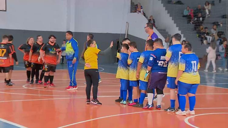 Atleta com síndrome de Down vai representar o RS em mundial de futsal na Espanha