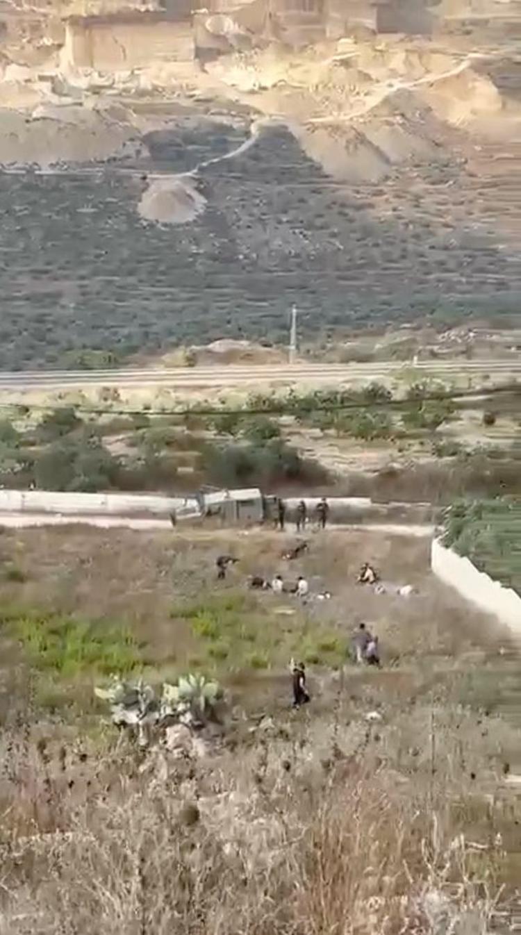 VÍDEO mostra homem atirando em grupo na Cisjordânia; 4 palestinos e 2 israelenses morreram