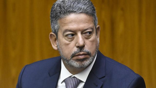 Lira afirma ser imprescindível que Lula se envolva mais no recebimento de parlamentares