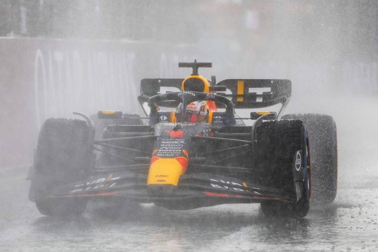 Non c’è pace per la Formula 1. Il Gp di Miami può saltare per i fulmini