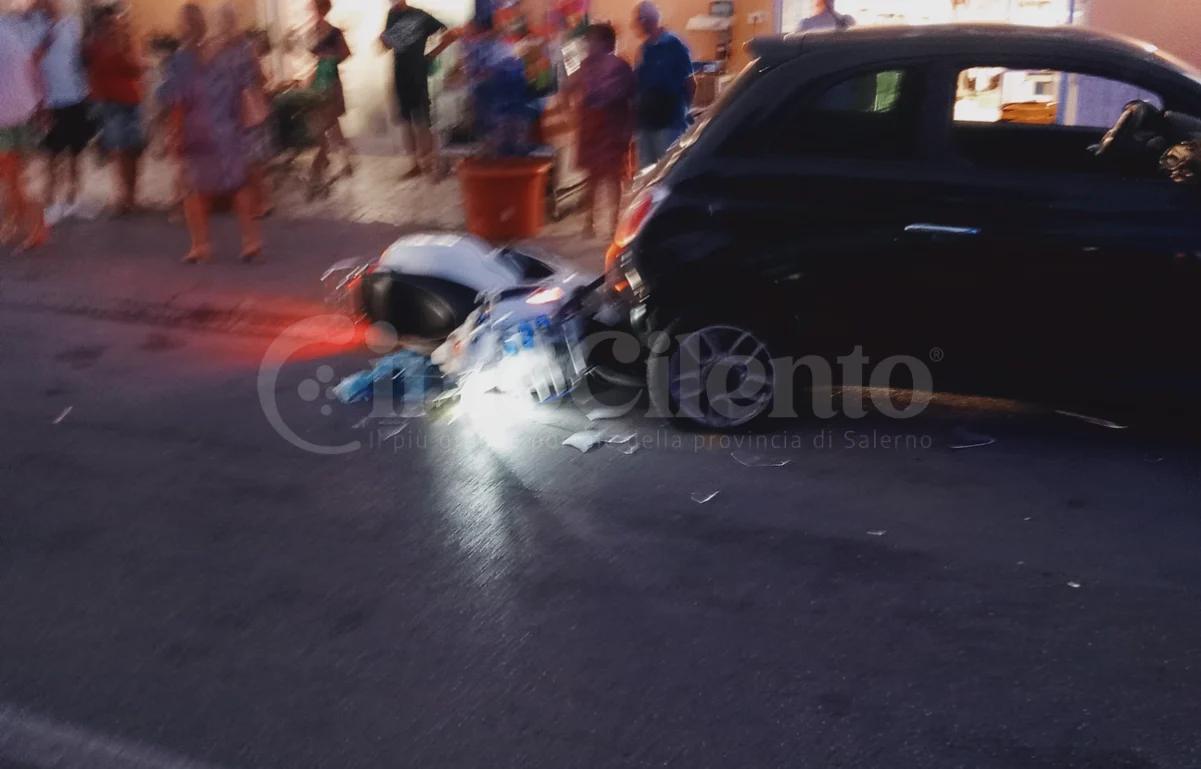 Incidente a Capaccio Paestum: scontro tra auto e moto alla Laura, un ferito in ospedale