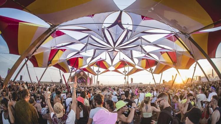 Las claves del Monegros Desert Festival: artistas, cifras y perfil del público asistente