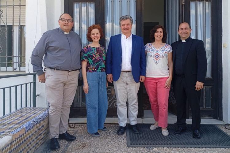 ACG presenta a los Obispos del Sur el Encuentro de Laicos