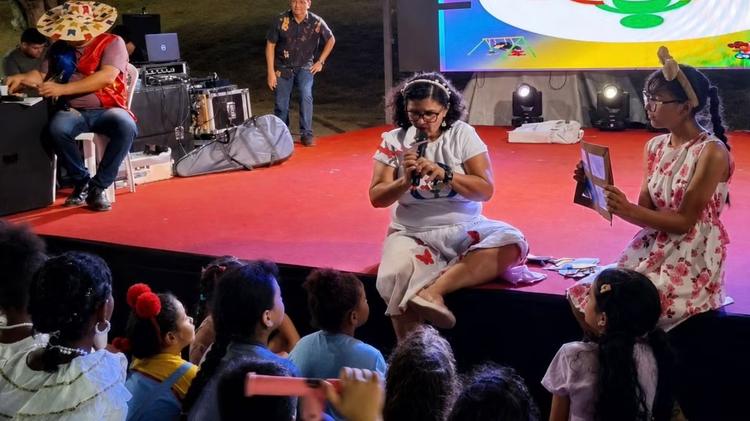 Feira literária gratuita em Macapá mistura livros, teatro e música para o público infantil
