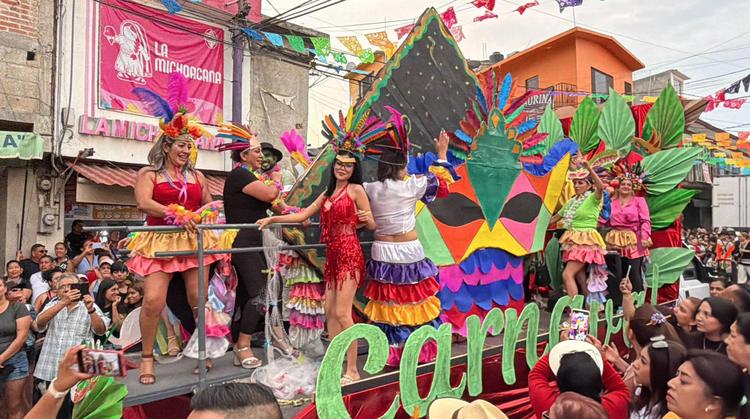 ¡Histórico! La Feria de la Tres de Mayo celebra 60 años con éxito