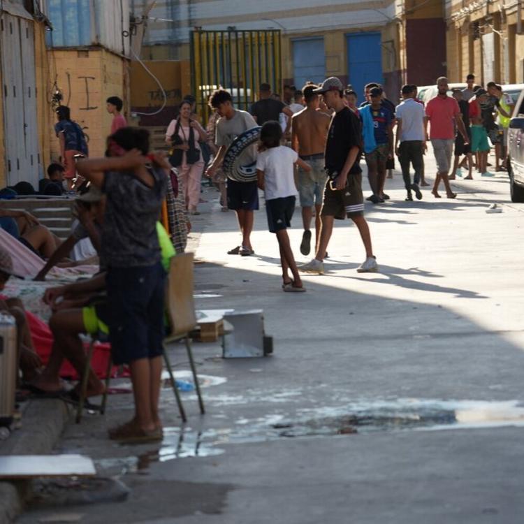 Inviato del Tg2 bloccato all'arrivo a Ceuta. Sequestrata l'attrezzatura