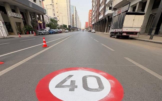 القنيطرة تُدخل تشويرًا أفقيًا مبتكرًا لتحديد السرعة في سابقة وطنية