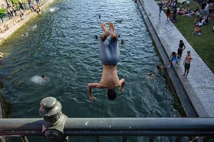 Por que tantas pessoas estão morrendo afogadas em onda de calor na Europa?