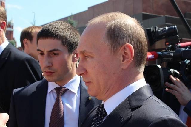 Putin spegne le telecamere: il caso Khamenei fa scattare l’allarme al Cremlino