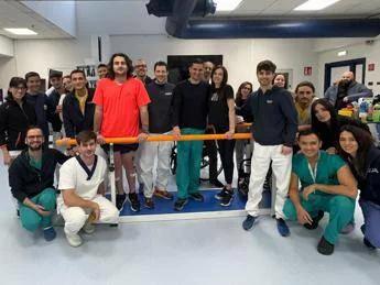 Con una lesione completa al midollo tornano a camminare, il risultato ottenuto da una ricerca made in Italy