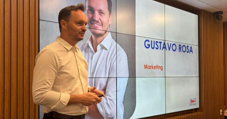 No varejo hipercompetitivo, memória e confiança são diferenciais – Gustavo Rosa é Diretor de marketing de snacks salgados, doces e tortilhas do Grupo Bimbo