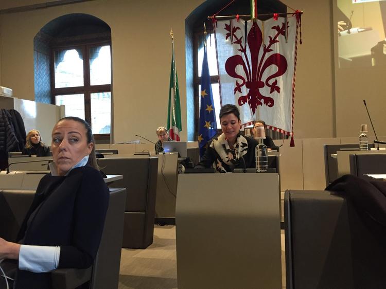 Firenze, Palazzo Vecchio  approva   stop ai nuovi affitti brevi fuori da centro