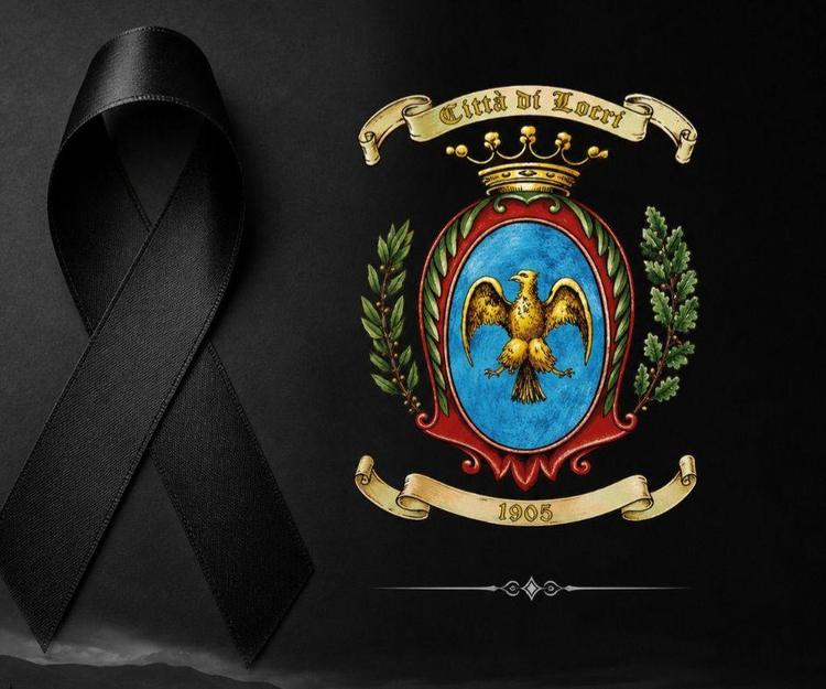 🎗️ il Vicesindaco con l'Amministrazione Comunale di Locri, il Presidente del Consiglio Comunale, il Segretario Generale...