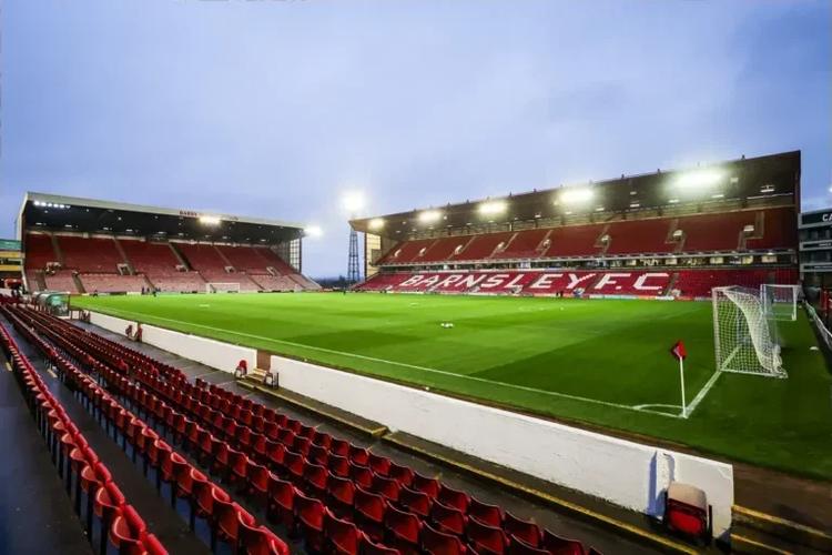 A Tuesday night in Barnsley