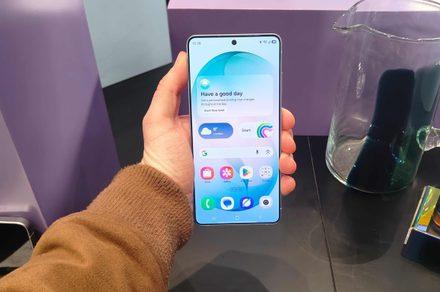 Your Galaxy S26 Ultra screen might look a little dimmer for a good reason