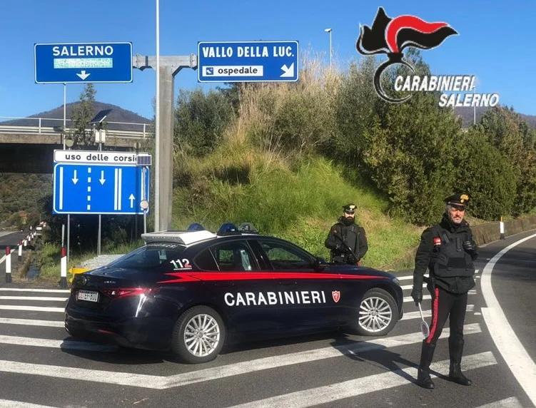 Anziano narcotizzato in casa dopo l’incontro sui social: arrestata una 26enne a Vallo della Lucania