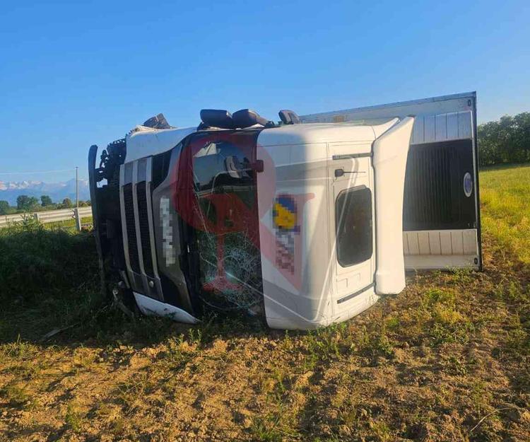 lombardore incidente bilico