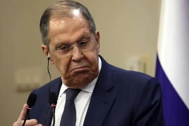 Ucraina, Lavrov attacca Meloni e Stubb: «Il cessate il fuoco serve a far guadagnare tempo a Kiev». Il Cremlino apre ai negoziati con Usa e Ucraina