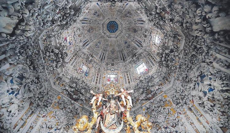 Peregrinaciones al Santuario, en Victoria Gloria a Ti